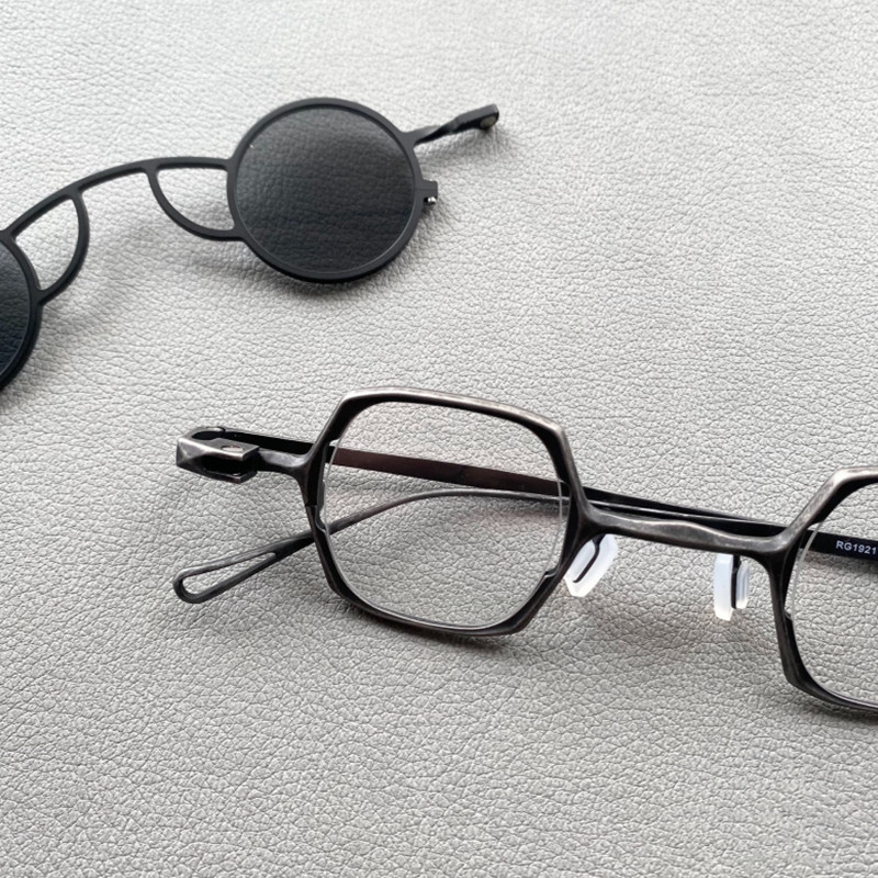 نظارات شمسية من سبائك التيتاني - مراجعة Men Accessories Hk وسعره
