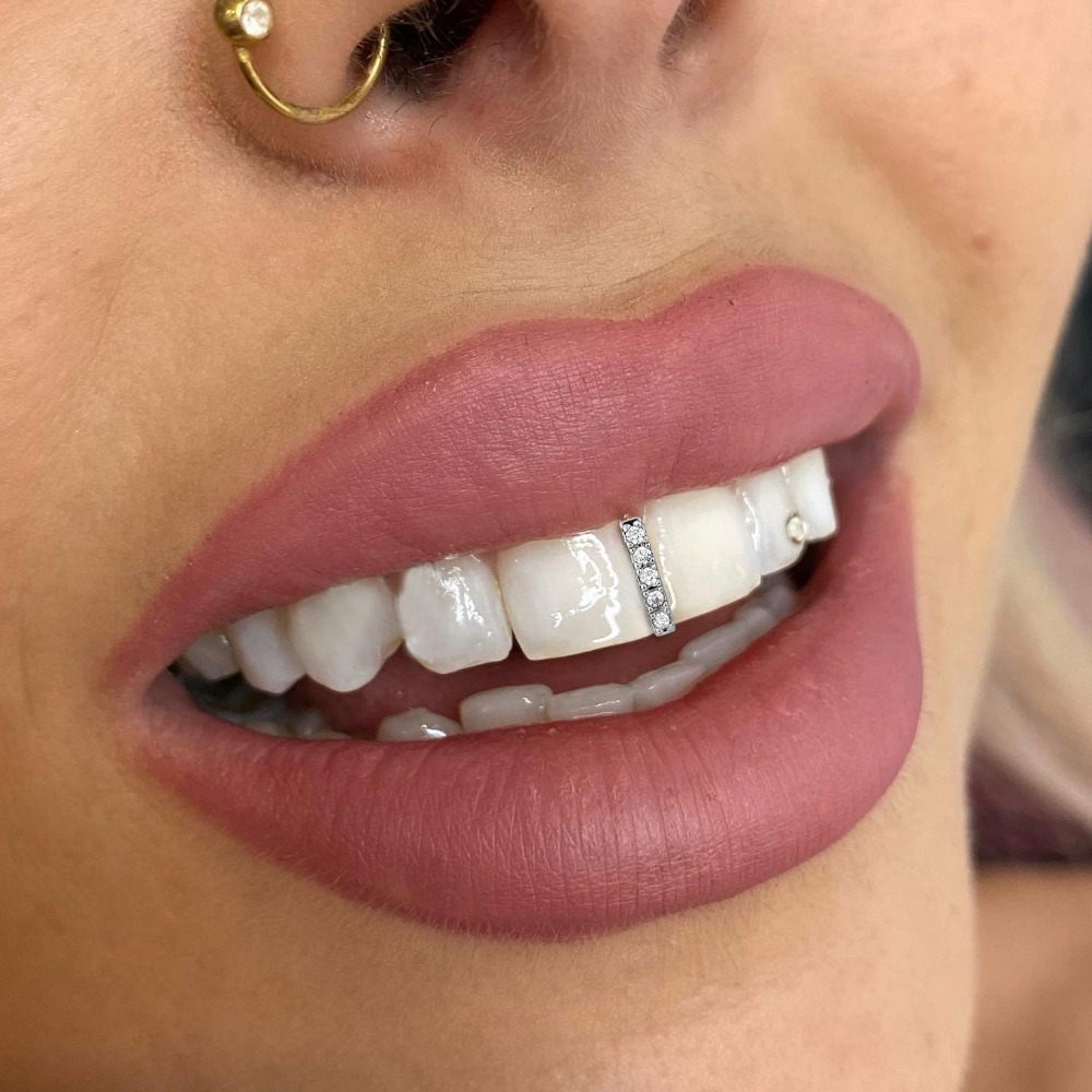 أغطية أسنان مطلية بالذهب والفض - مراجعة Men Accessories In Silver وسعره