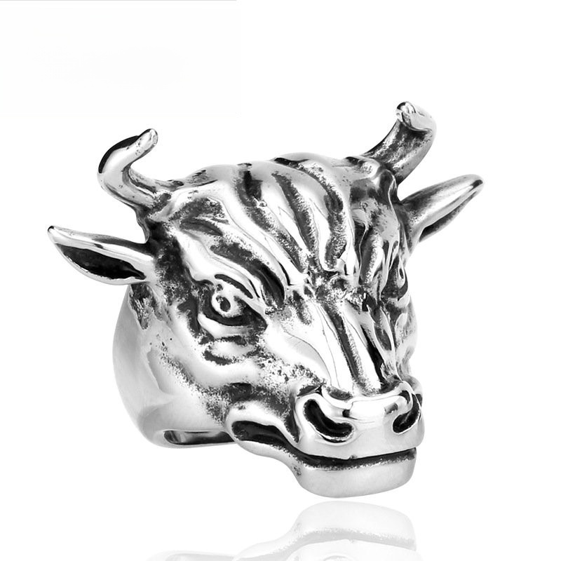 خاتم من التيتانيوم بتصميم مبال - مراجعة Men Accessories Online وسعره