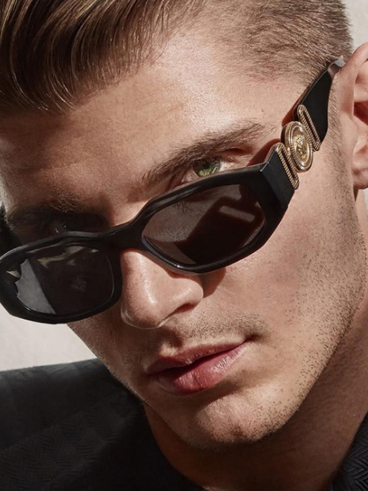 زوج من أجهزة الكمبيوتر للرجال  - مراجعة Men Accessories Online وسعره