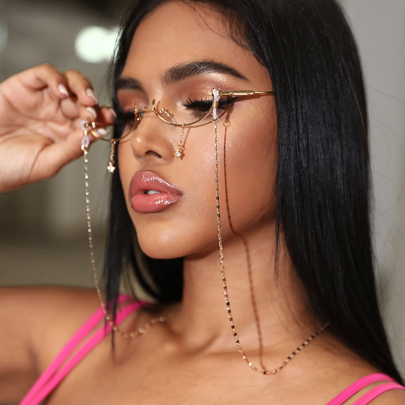 سلاسل نظارات شمسية للنساء والر - مراجعة Men Accessories In Silver وسعره